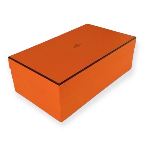 Hermès
gift Boxes with Ribbon & Large Gift Bag – Multiple Sizes - Picture 12 of 13